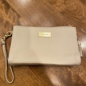 Brahmin wristlet